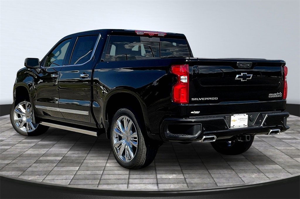 New 2026 Chevrolet Silverado 1500 High Country w/ High Country Premium Package image 3