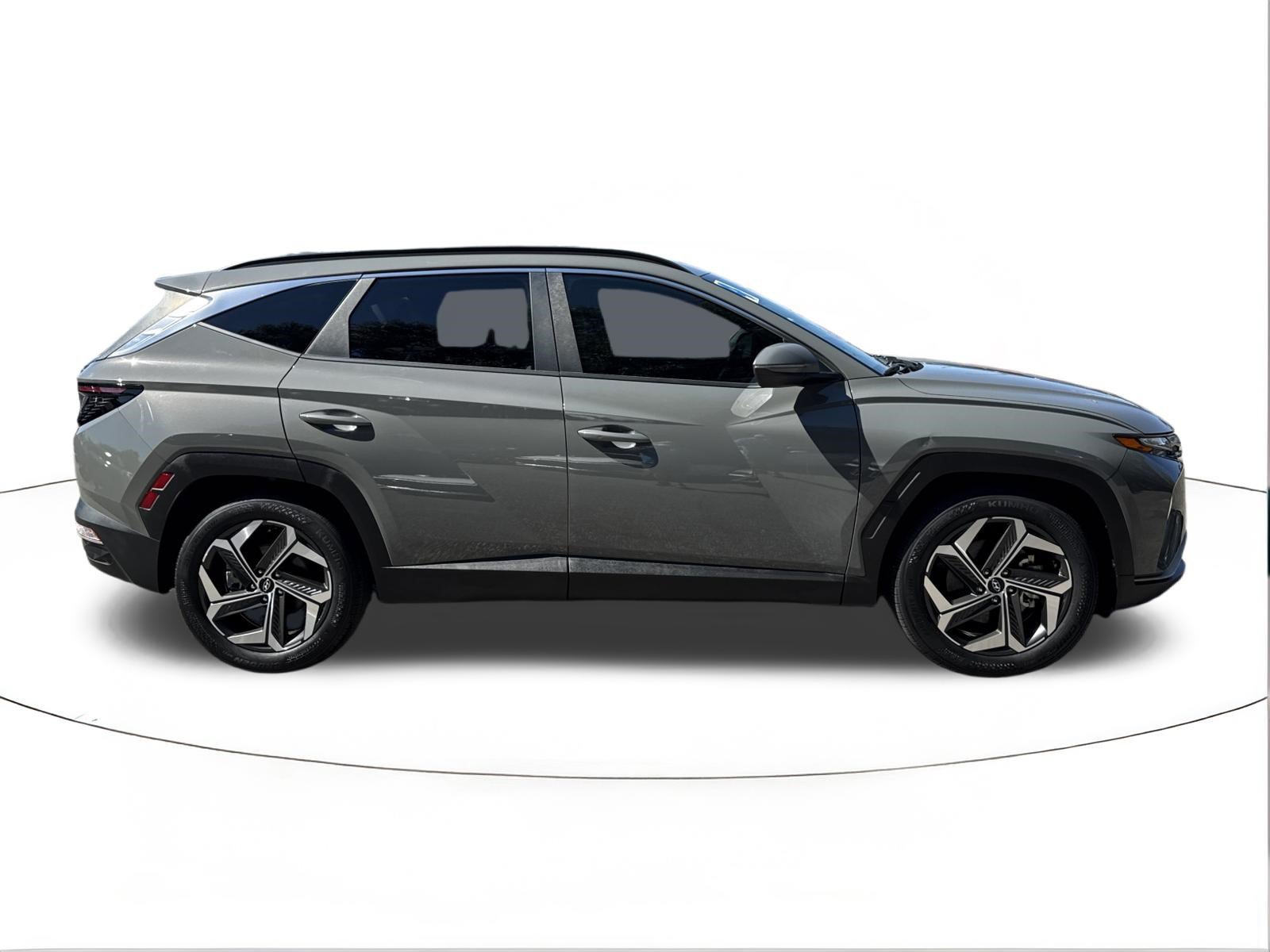 Certified 2024 Hyundai Tucson SEL w/ Convenience Package FWD image 2