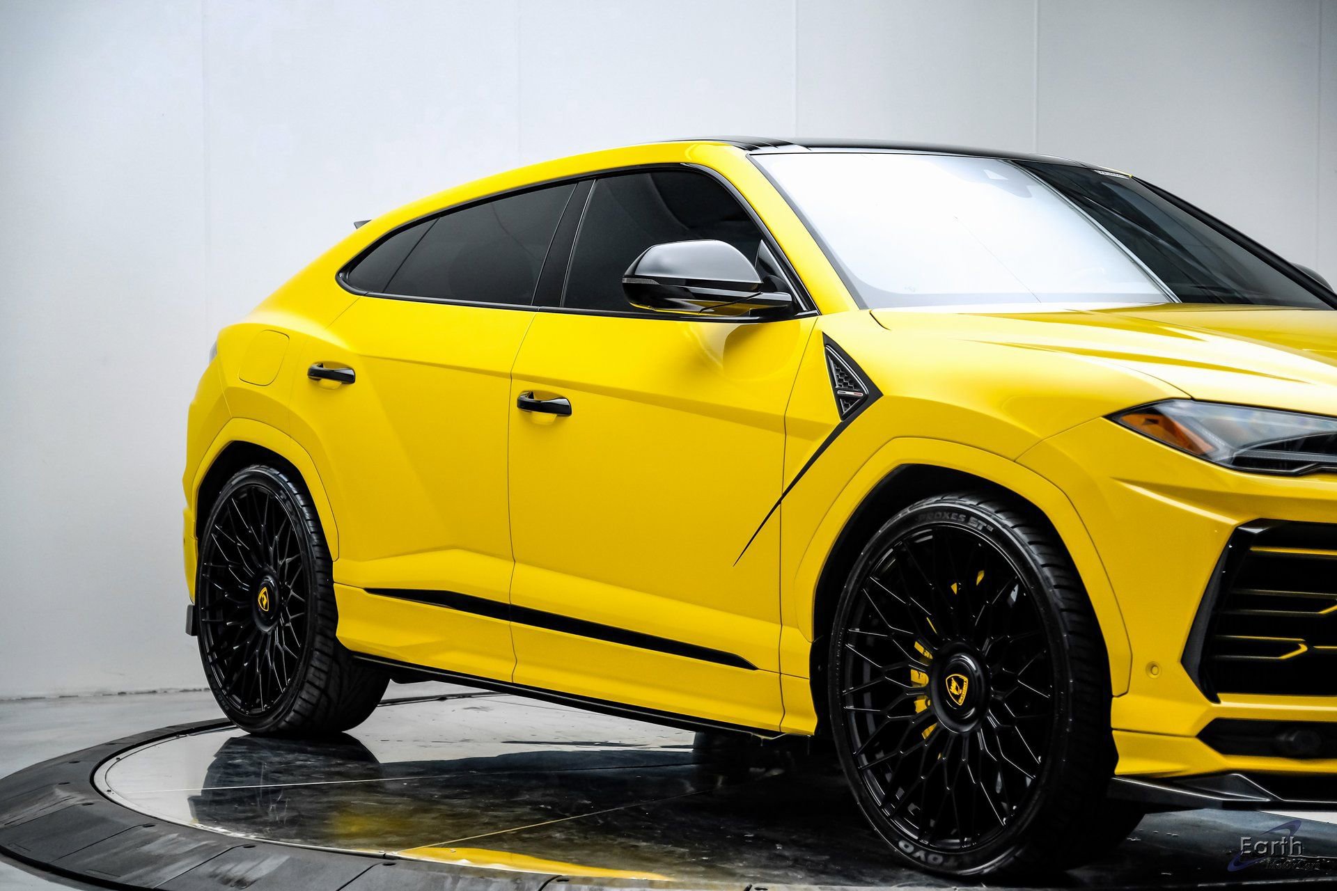 Used 2021 Lamborghini Urus image 28