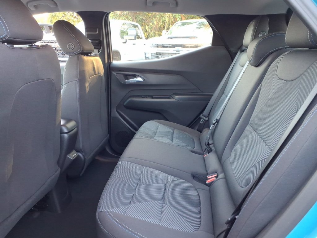 New 2027 Chevrolet Bolt LT w/ Comfort Package FWD image 14