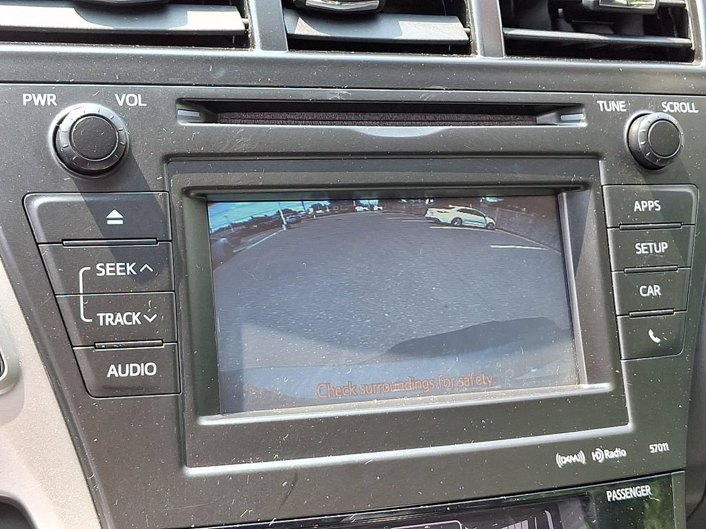 Used 2014 Toyota Prius V Three FWD image 18