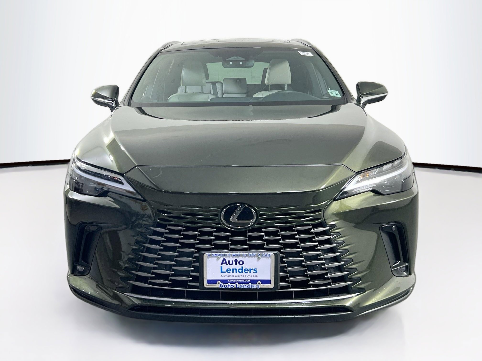 Used 2025 Lexus RX 350h w/ Accessory Package image 2