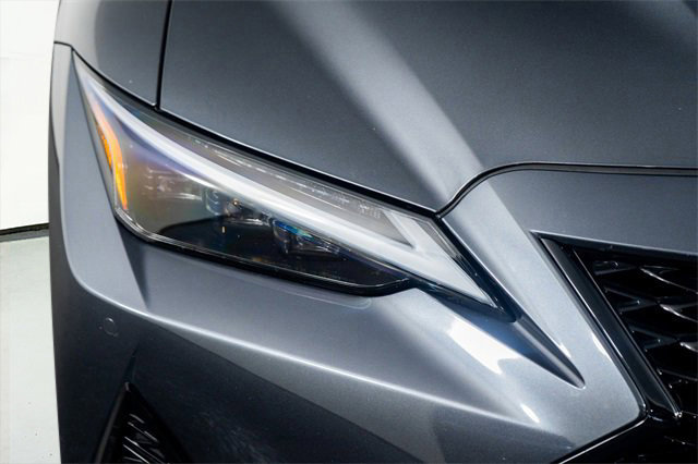 Used 2024 Lexus IS 500 image 33