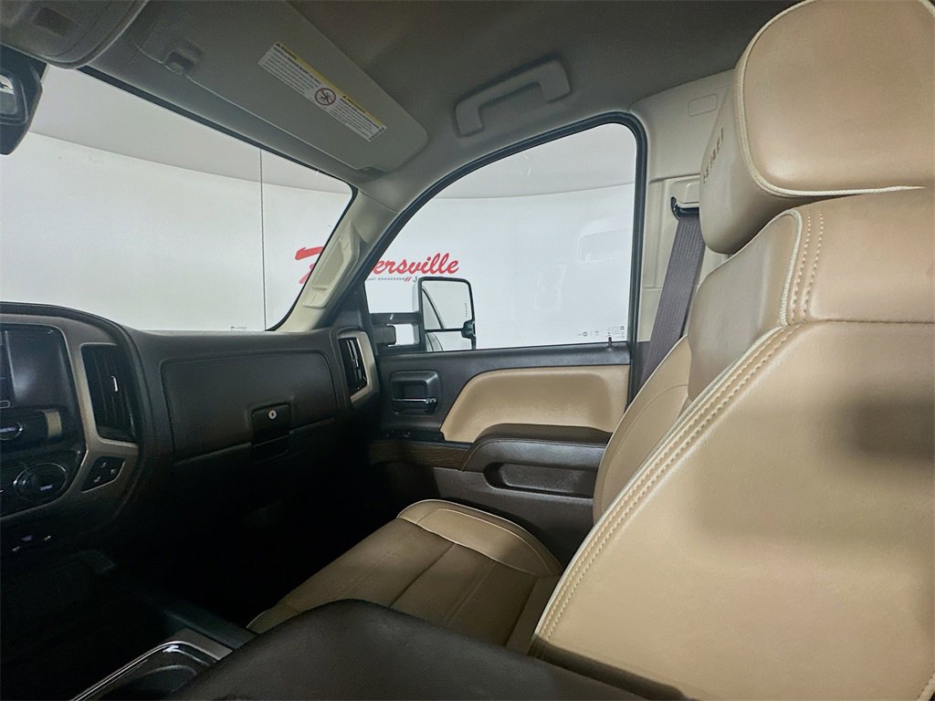 Used 2018 GMC Sierra 2500 Denali w/ Duramax Plus Package image 11