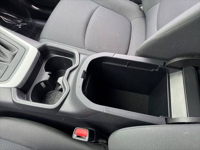 Certified 2019 Toyota RAV4 LE w/ Carpet Mat Package AWD/4WD image 58