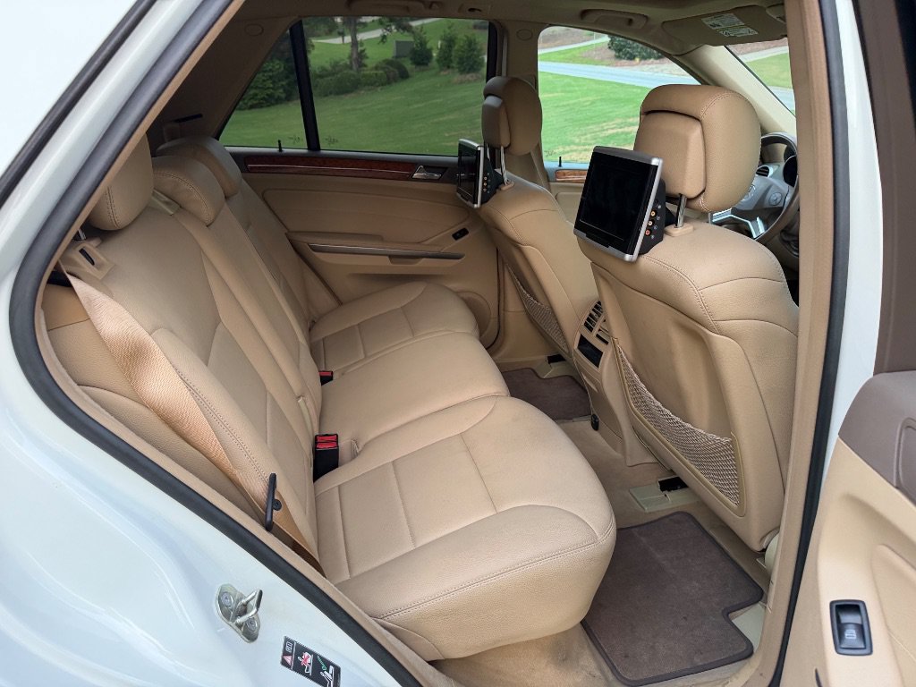 Used 2009 Mercedes-Benz ML 320 BlueTEC 4MATIC image 22