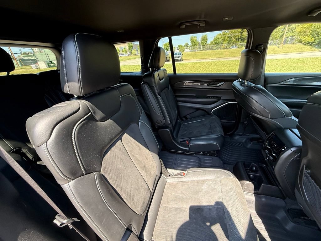 Used 2021 Jeep Grand Cherokee L Laredo AWD/4WD image 35