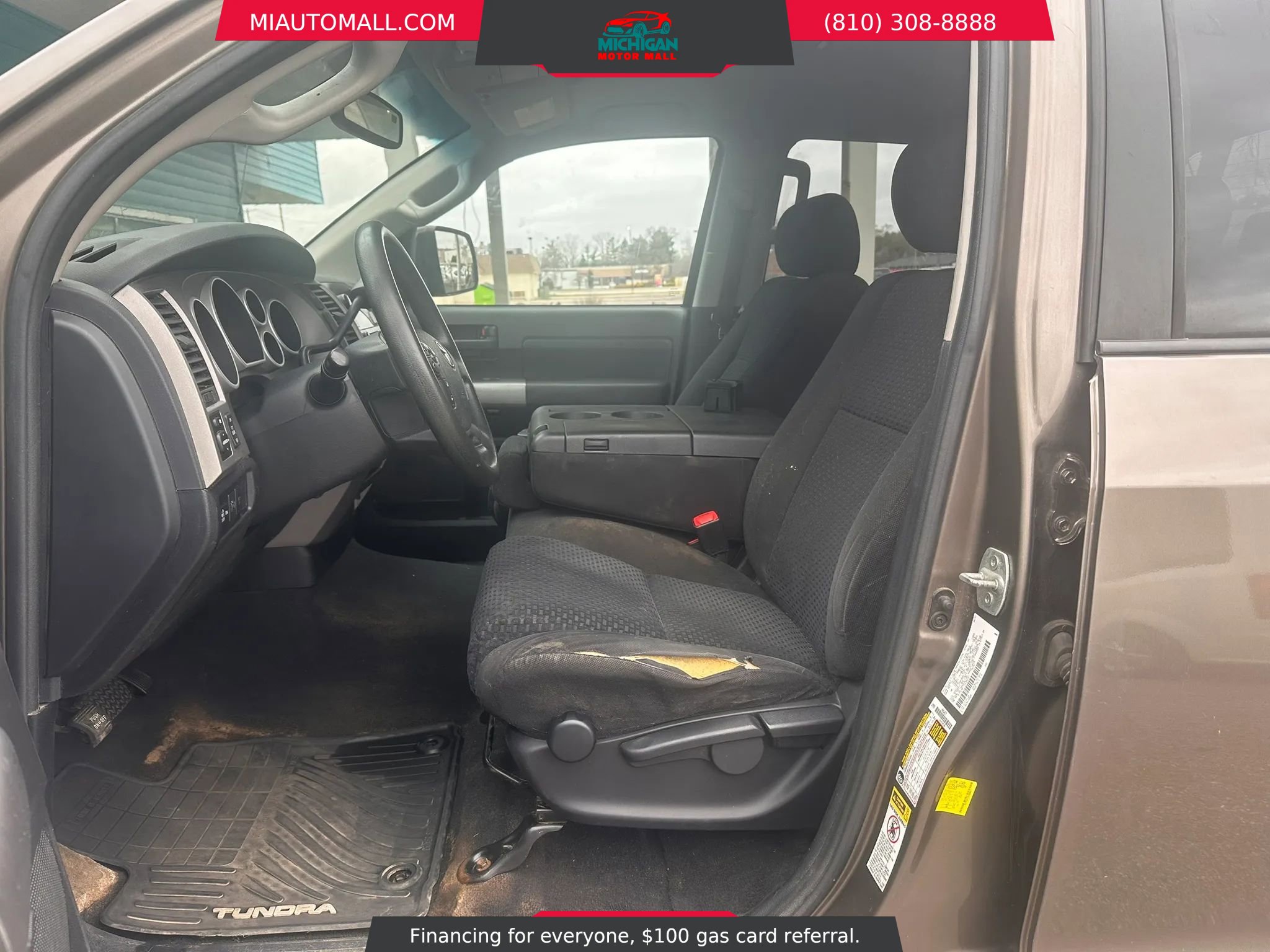 Used 2013 Toyota Tundra 4x4 CrewMax w/ Tow Pkg image 10