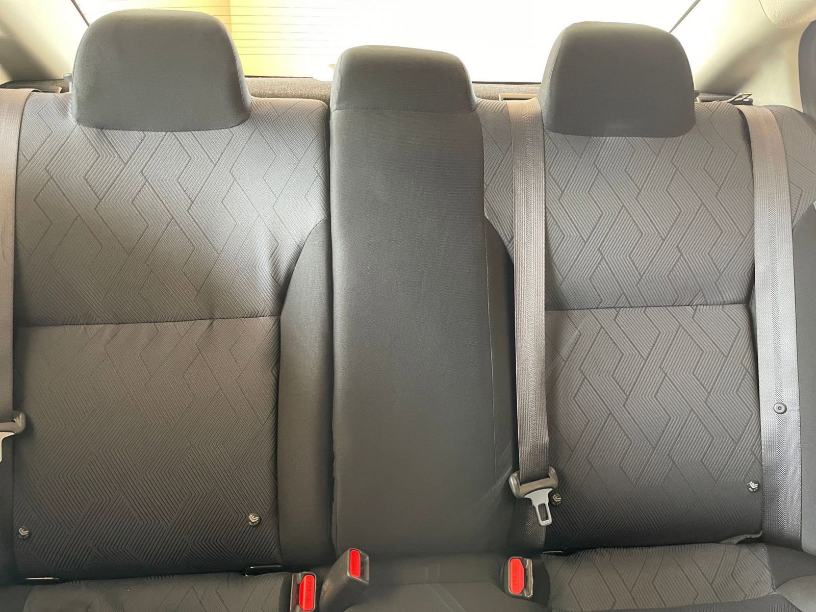 Used 2025 Nissan Versa SV image 36