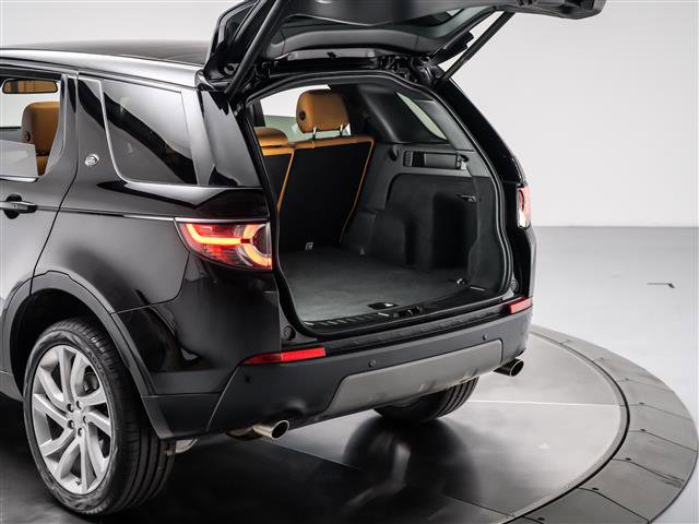 Used 2019 Land Rover Discovery Sport HSE Luxury image 31