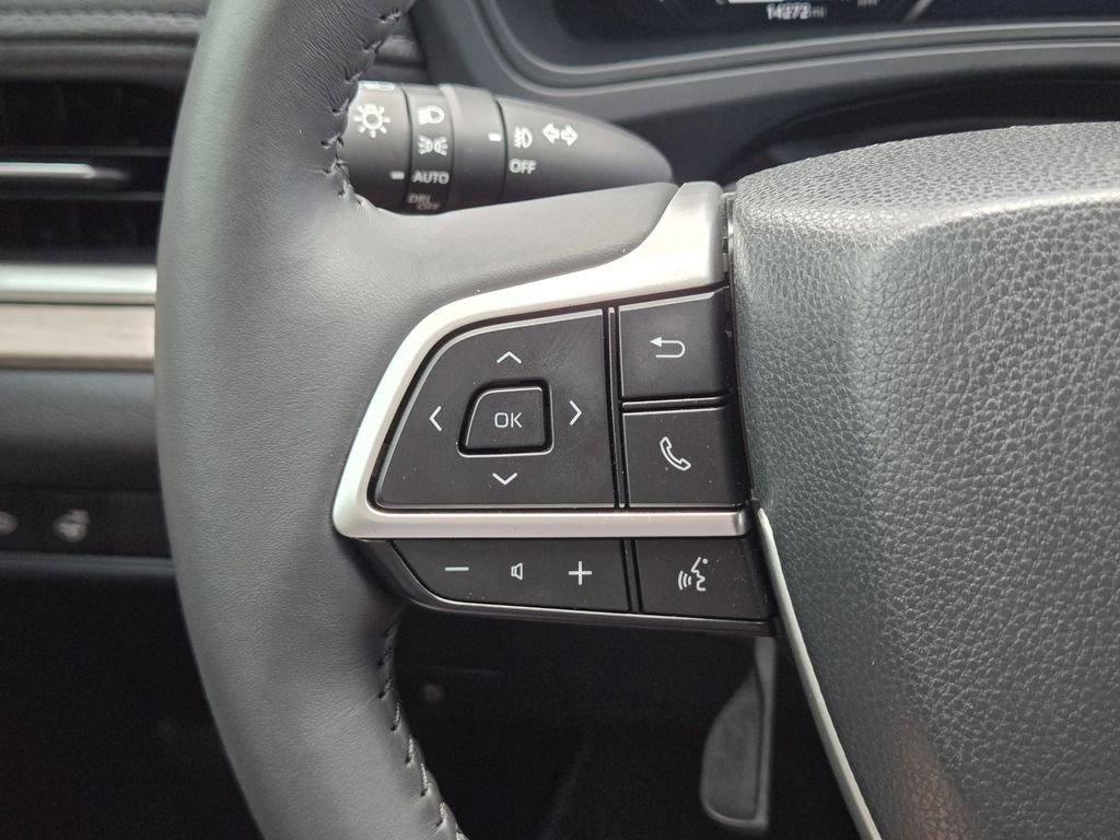 Used 2024 Toyota Grand Highlander Limited image 31