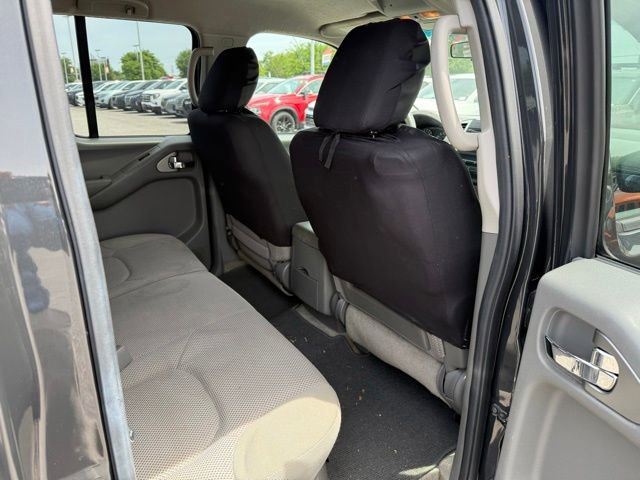 Used 2013 Nissan Frontier SV RWD image 19