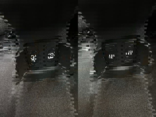 Used 2025 Lincoln Corsair Reserve w/ Towing Package image 17