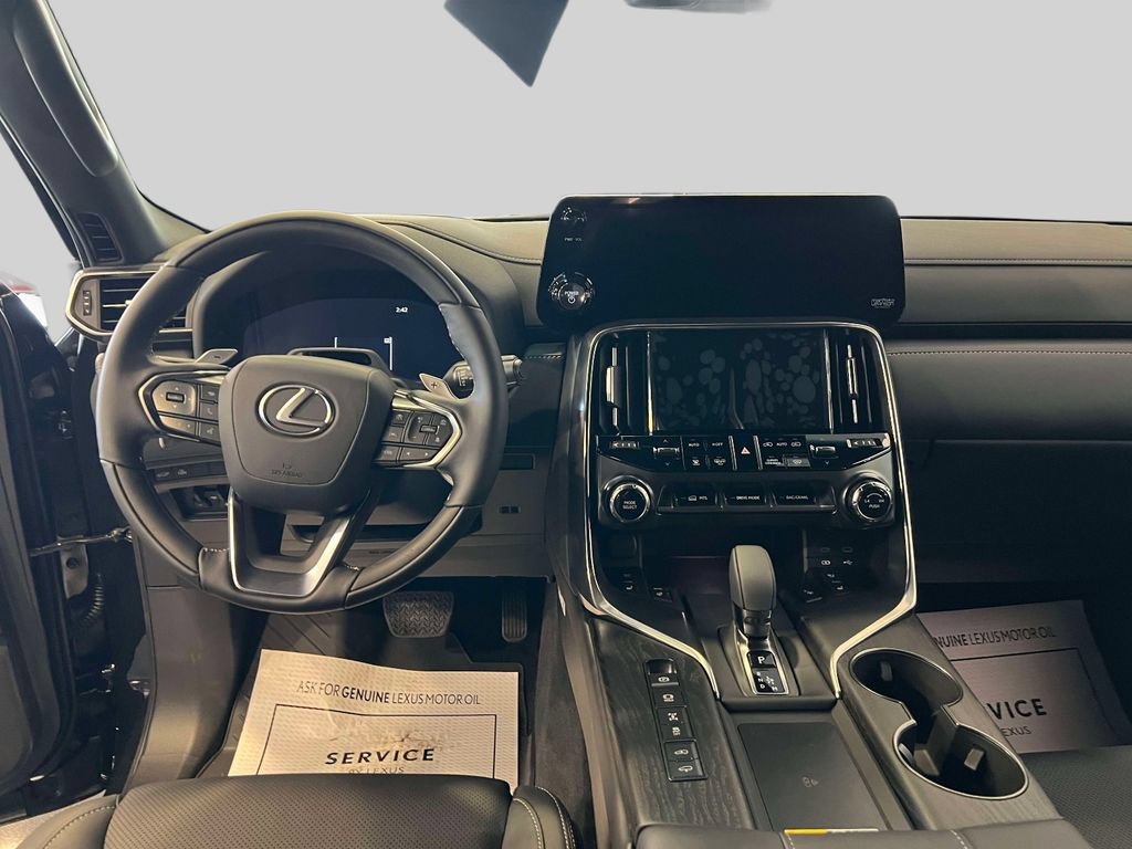 New 2026 Lexus LX 700h Luxury AWD/4WD image 11