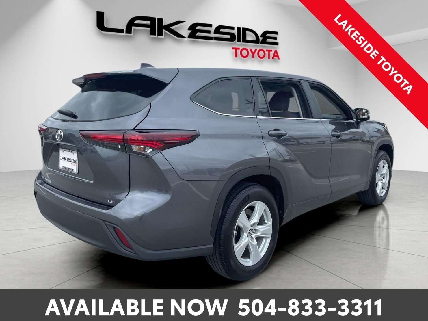 Used 2025 Toyota Highlander LE image 6