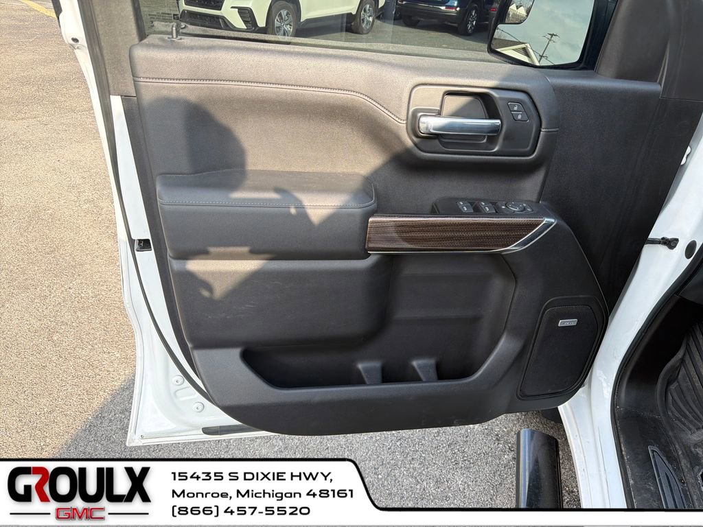 Used 2021 Chevrolet Silverado 1500 LT Trail Boss w/ Convenience Package II image 11