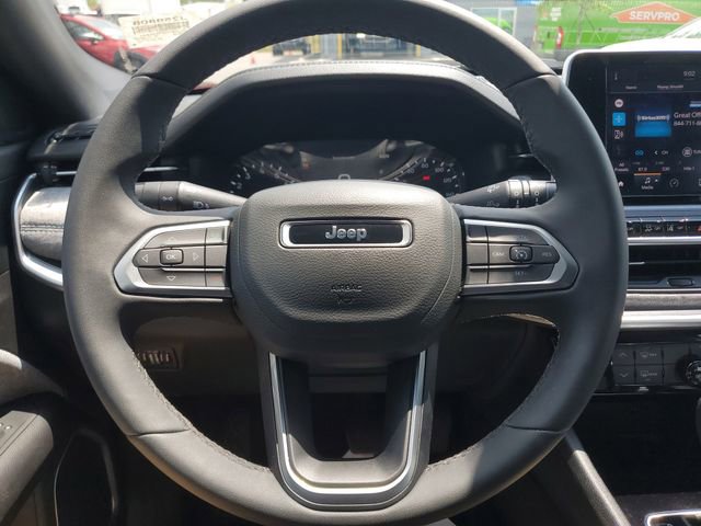 Certified 2025 Jeep Compass Latitude AWD/4WD image 25