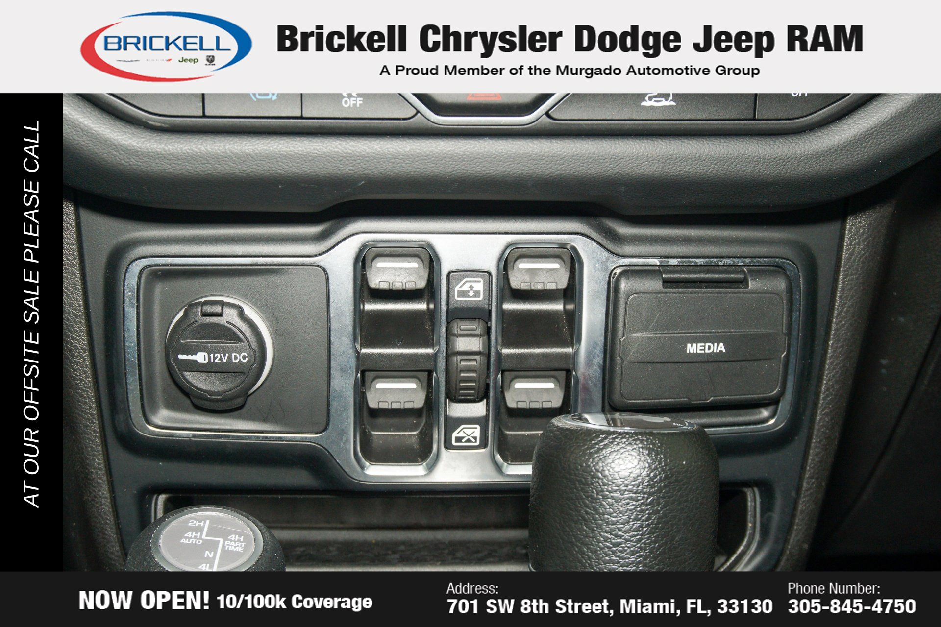 Used 2024 Jeep Wrangler Unlimited Sahara AWD/4WD image 24