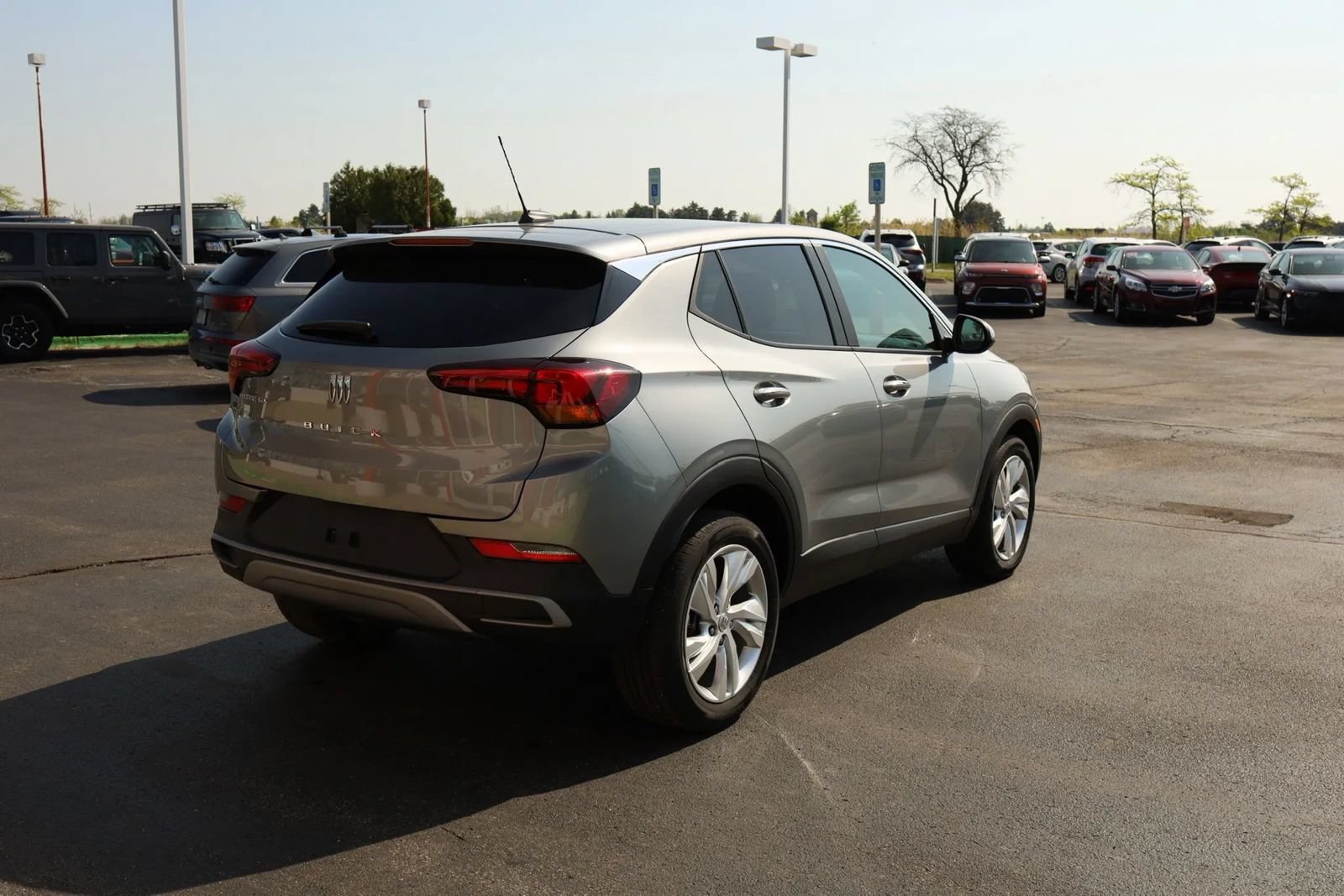 Used 2025 Buick Encore GX Preferred FWD image 6
