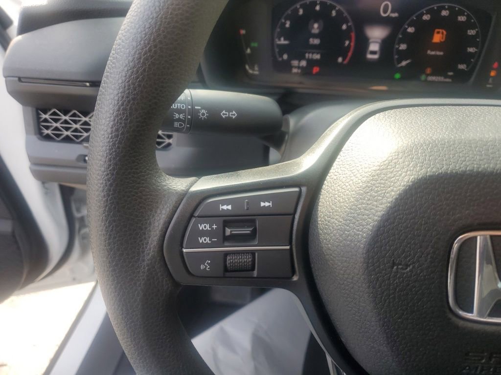 Used 2025 Honda Accord LX image 15