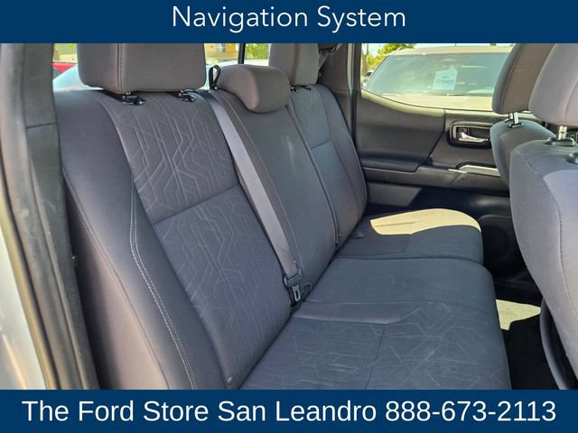 Used 2018 Toyota Tacoma TRD Off-Road w/ Technology Package AWD/4WD image 15