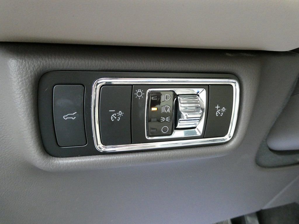 Used 2024 Lincoln Aviator Reserve w/ Equipment Group 201A AWD/4WD image 27