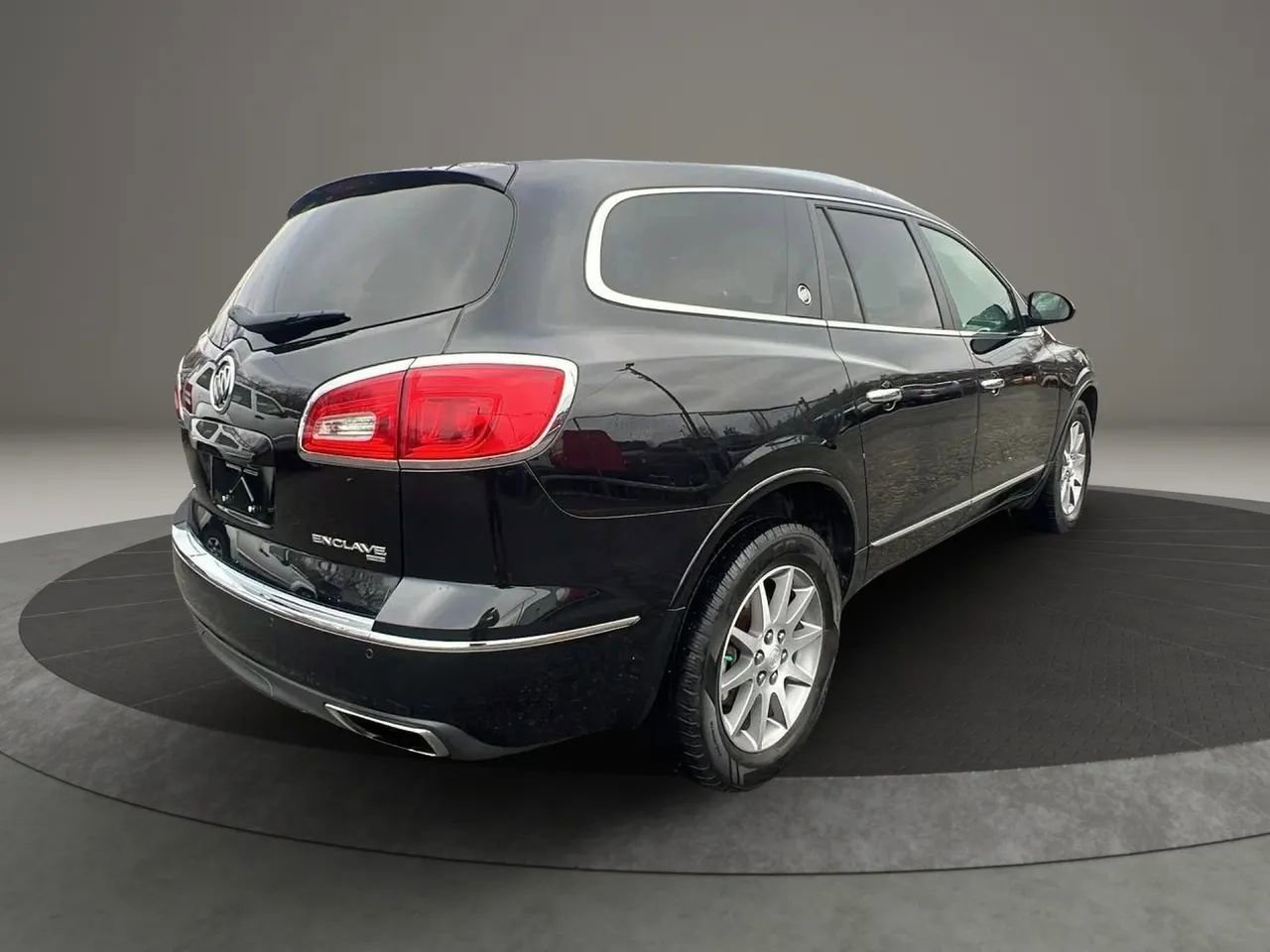 Used 2017 Buick Enclave Leather image 5