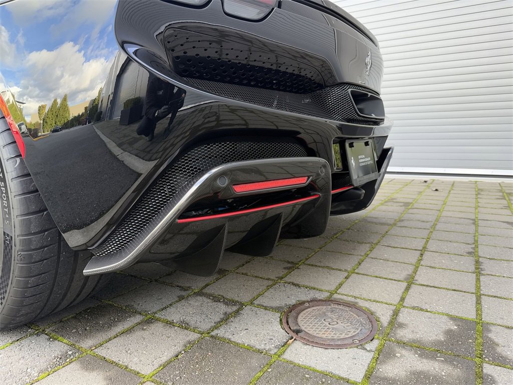 Used 2024 Ferrari 296 GTS image 35