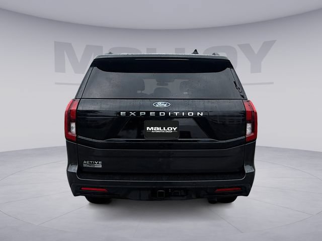 Certified 2025 Ford Expedition Active AWD/4WD image 4
