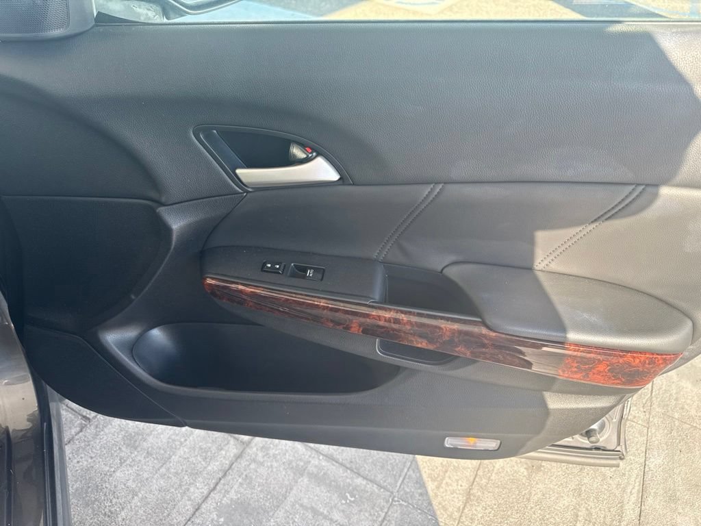 Used 2010 Honda Crosstour EX-L image 11