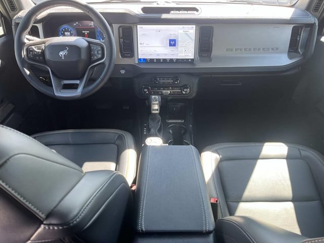 Used 2025 Ford Bronco Outer Banks AWD/4WD image 12