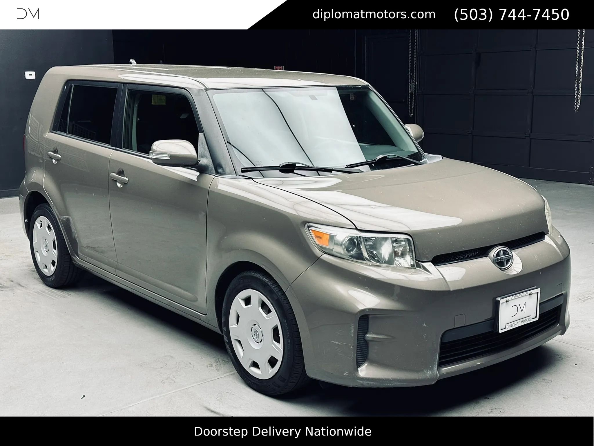 Used 2012 Scion xB FWD image 9