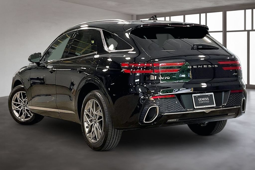 Used 2024 Genesis GV70 2.5T AWD/4WD image 4