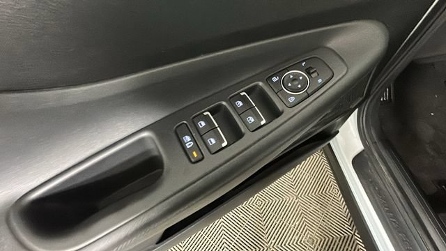 Used 2021 Hyundai Santa Fe SEL w/ Convenience Package FWD image 10