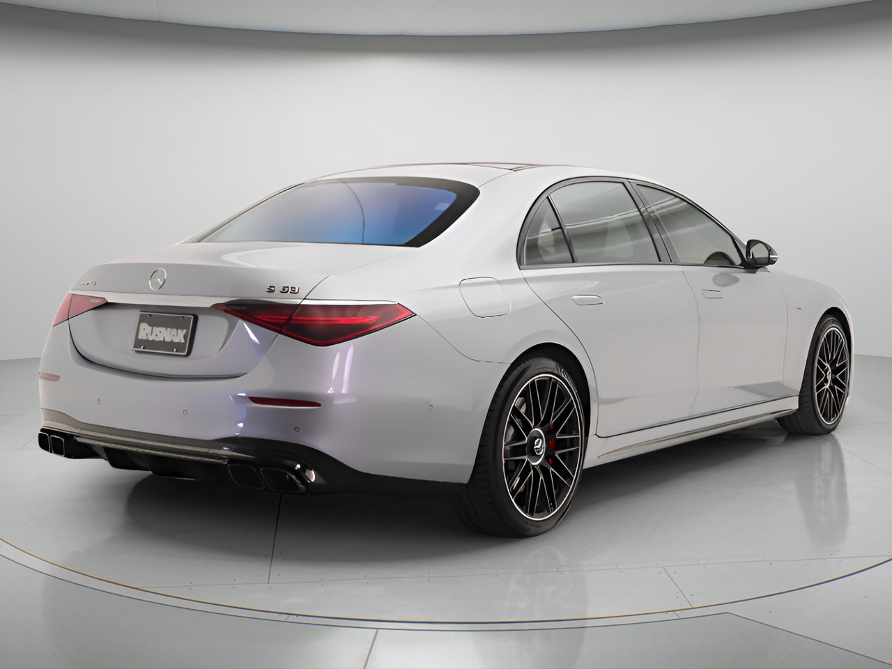 Used 2025 Mercedes-Benz S 63 AMG S image 4