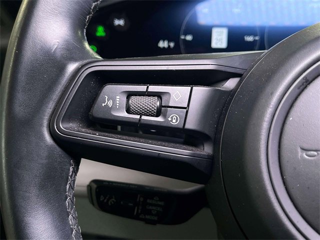 Certified 2022 Porsche Taycan 4S image 38