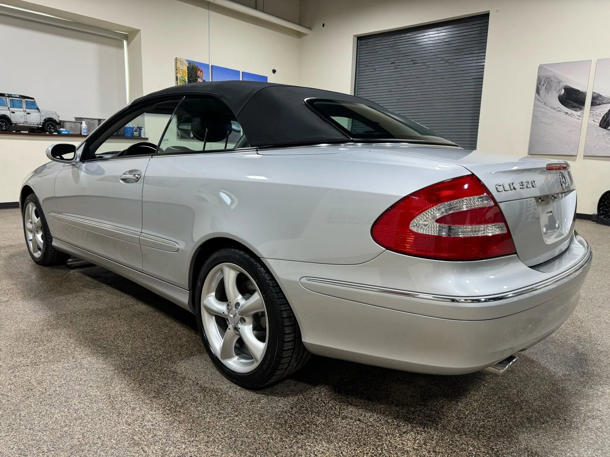 Used 2005 Mercedes-Benz CLK 320 Cabriolet image 18