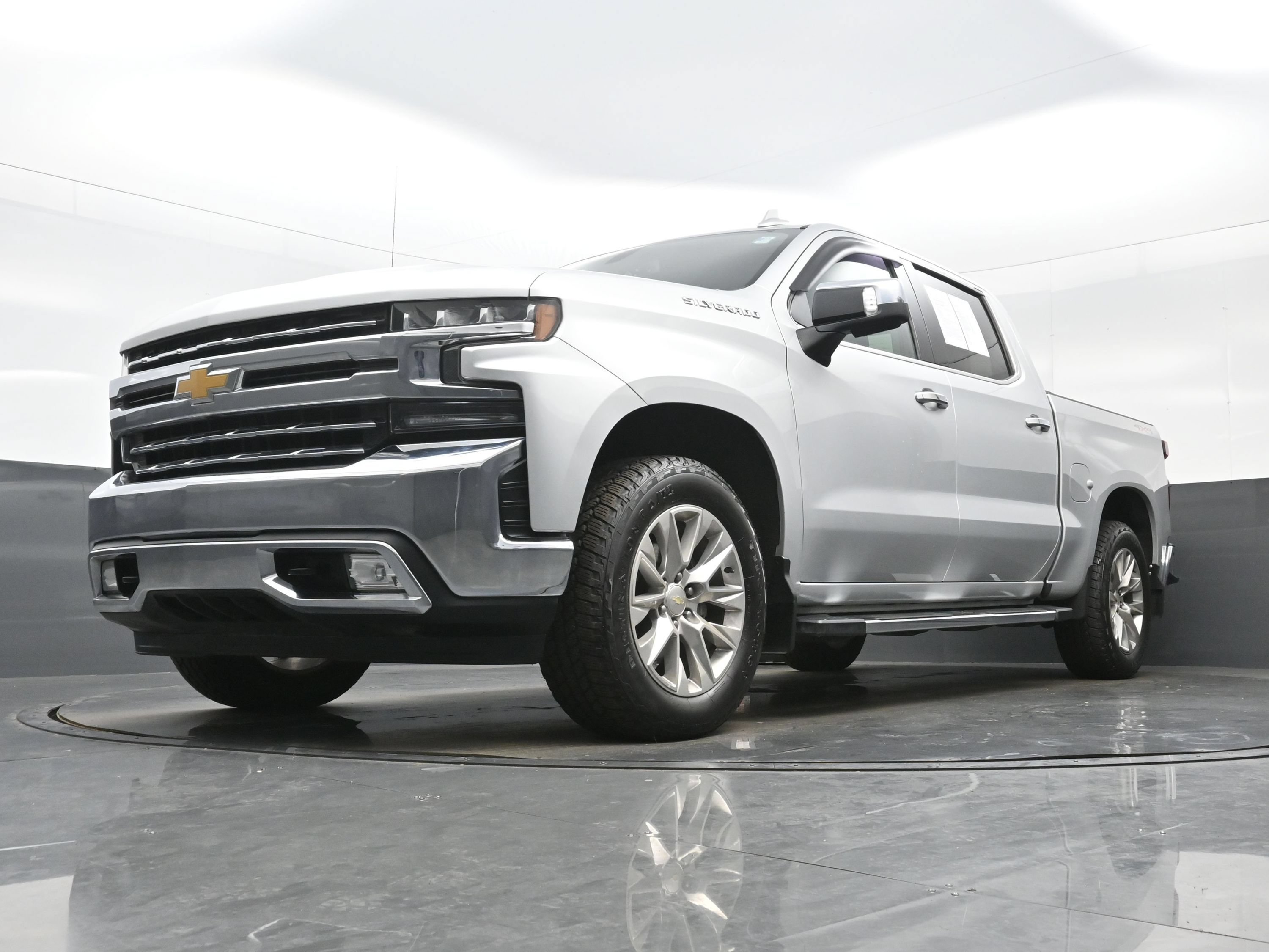 Used 2019 Chevrolet Silverado 1500 LTZ w/ Max Trailering Package AWD/4WD image 23