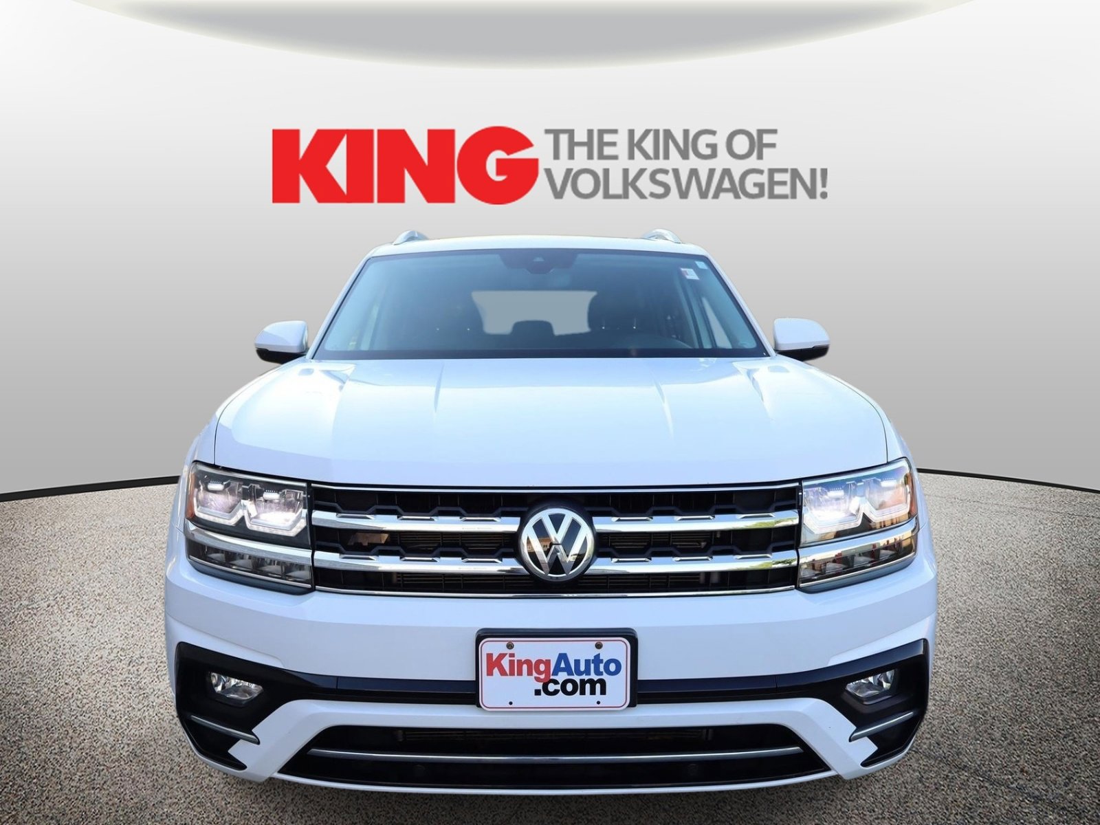 Used 2019 Volkswagen Atlas SEL R-Line AWD/4WD image 9