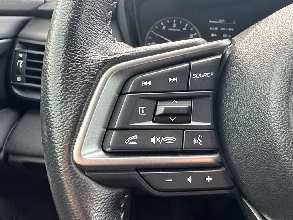 Used 2025 Subaru Outback Premium AWD/4WD image 31
