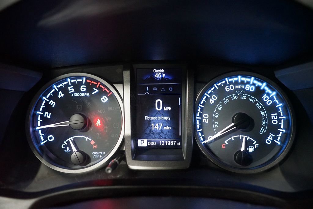 Used 2020 Toyota Tacoma TRD Off-Road w/ Technology Package image 16