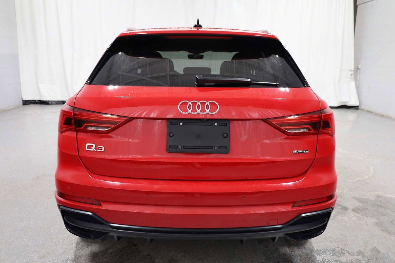 Used 2020 Audi Q3 2.0T Premium Plus w/ Premium Plus Package image 7