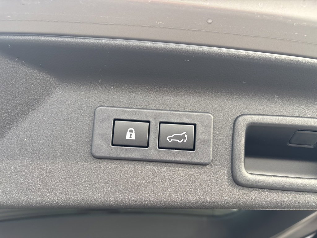 Certified 2025 Subaru Forester Sport w/ Popular Package image 27