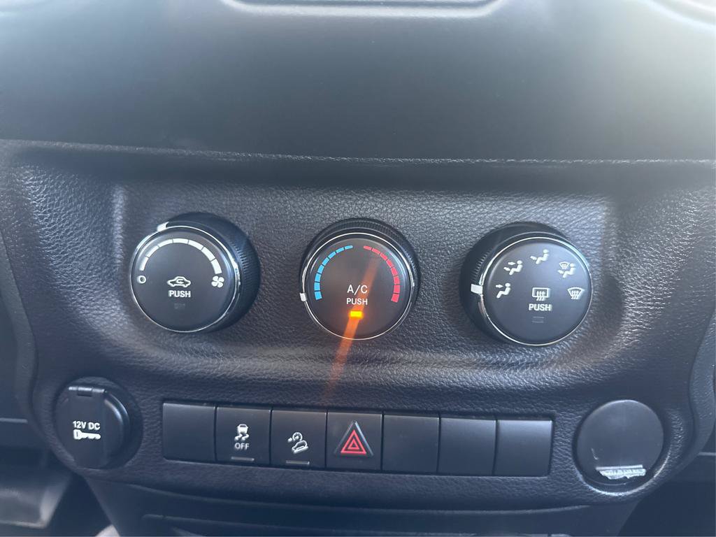 Used 2017 Jeep Wrangler Unlimited Sport AWD/4WD image 17