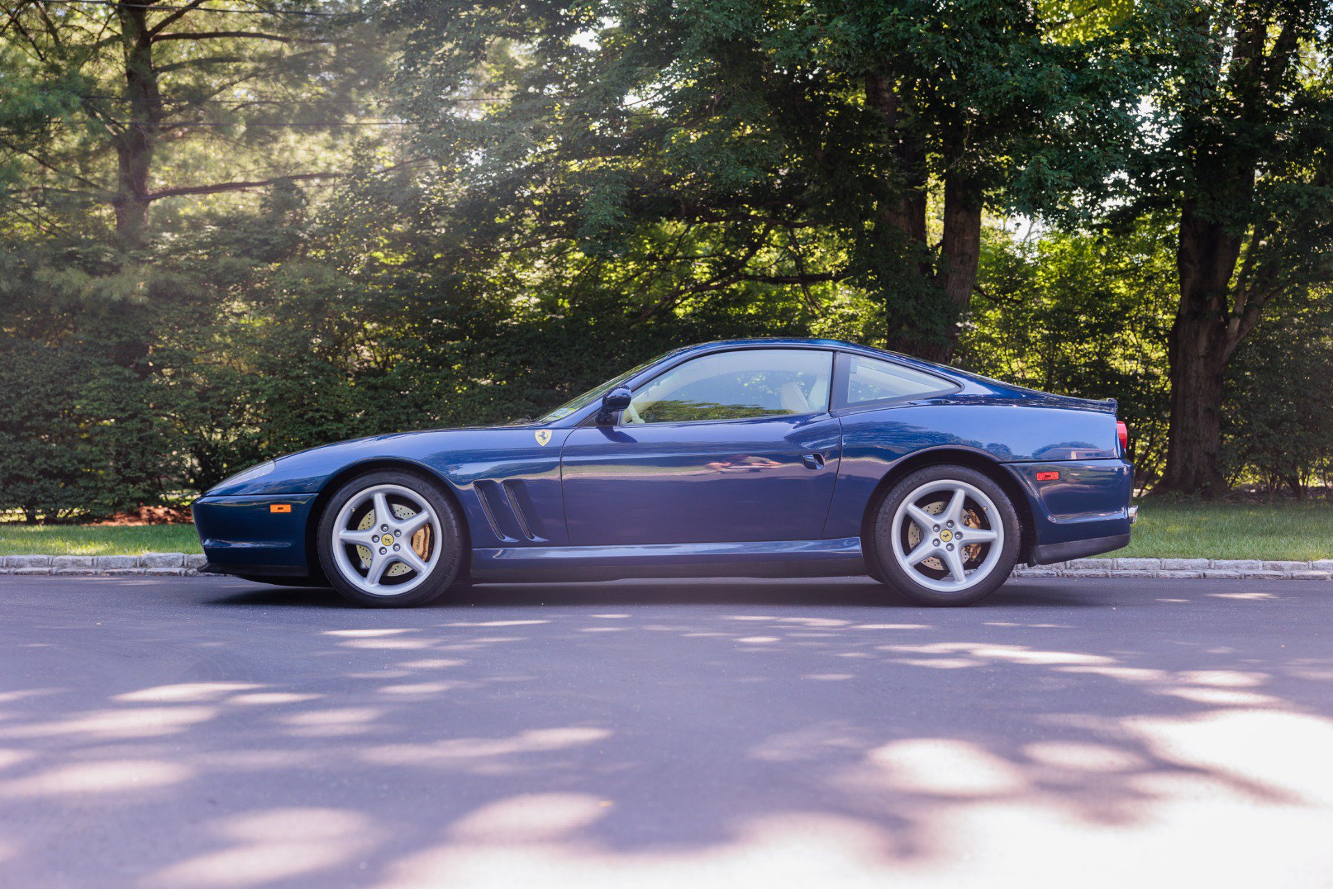 Used 1999 Ferrari 550 Maranello Coupe RWD image 4