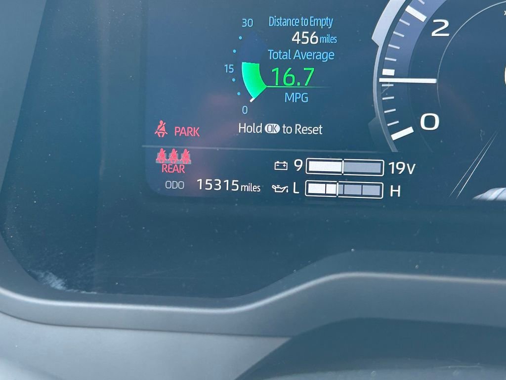 Used 2025 Toyota Tundra Limited AWD/4WD image 41