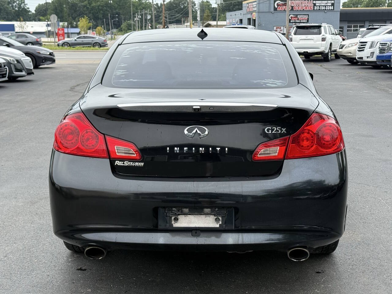 Used 2011 INFINITI G25 x w/ Moonroof Pkg AWD/4WD image 4