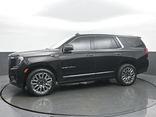Used 2024 GMC Yukon Denali Ultimate AWD/4WD image 2