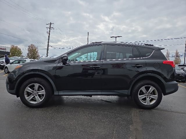 Used 2015 Toyota RAV4 XLE AWD/4WD image 4