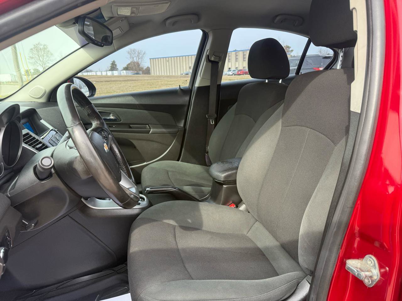 Used 2011 Chevrolet Cruze LT FWD image 13